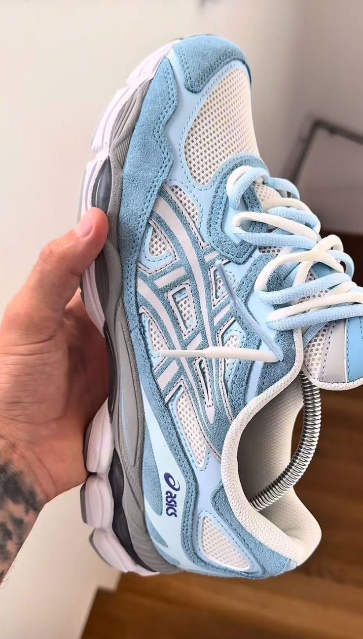 Asics homme
